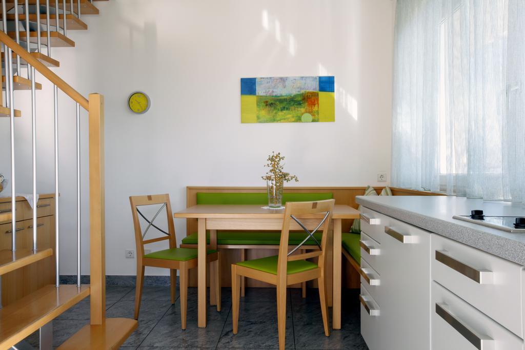 Millenniumshof Apartment Caldaro Luaran gambar