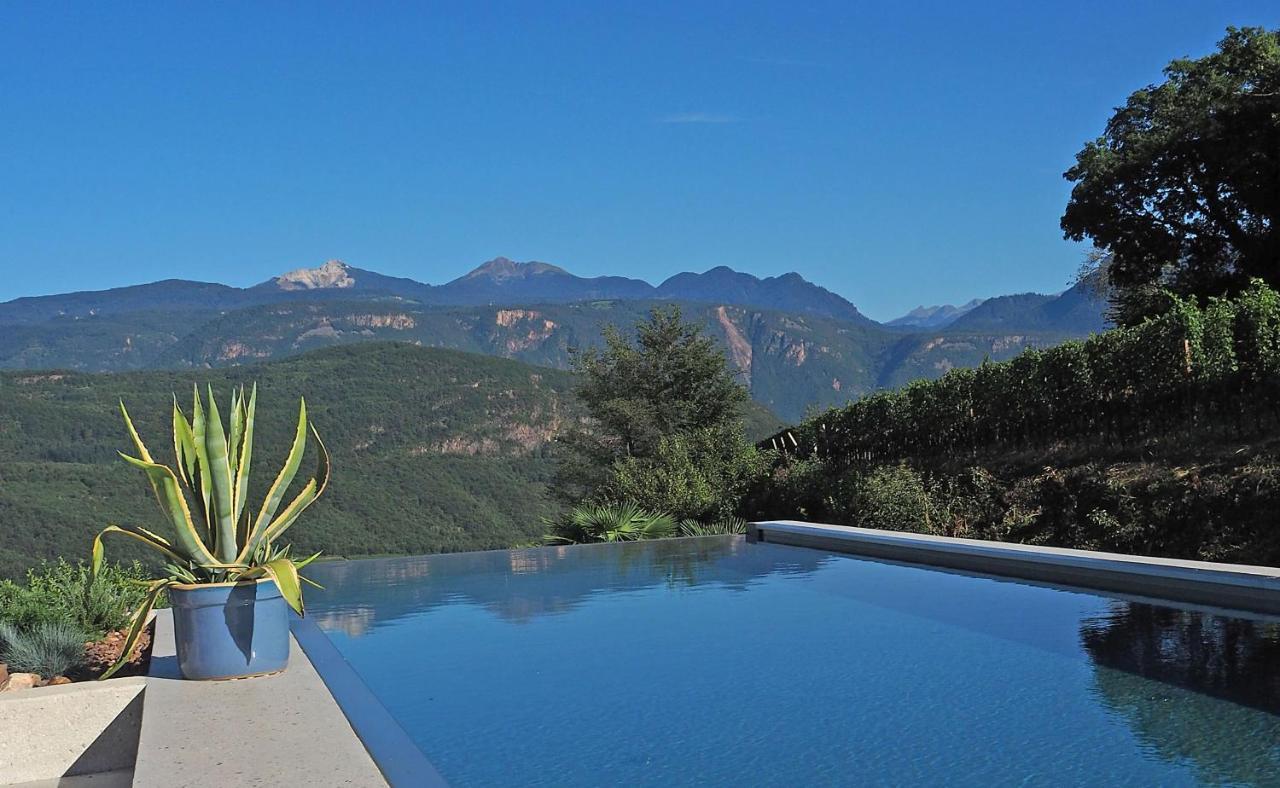 Millenniumshof Apartment Caldaro Luaran gambar